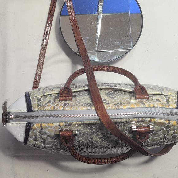Brahmin Duxberry Snakeskin Embossed With Whiten And Brown Croc Embossed Handles! - Picture 7 of 17